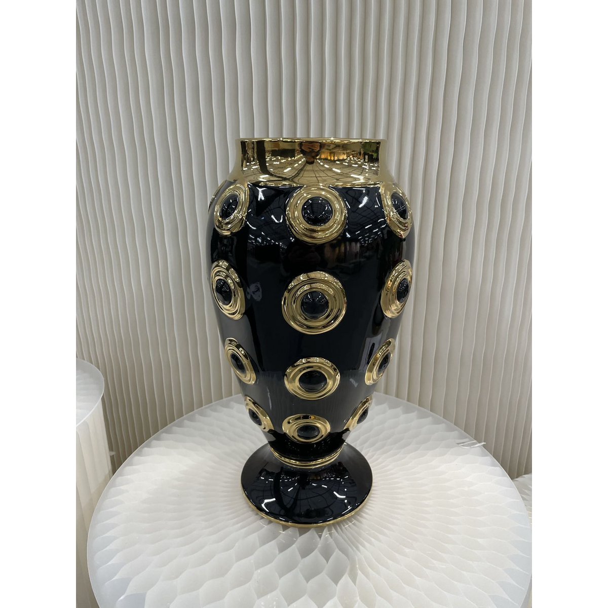Gouden grote vaas met 4 cirkels H46cm (CV11619-17zwart zwart)