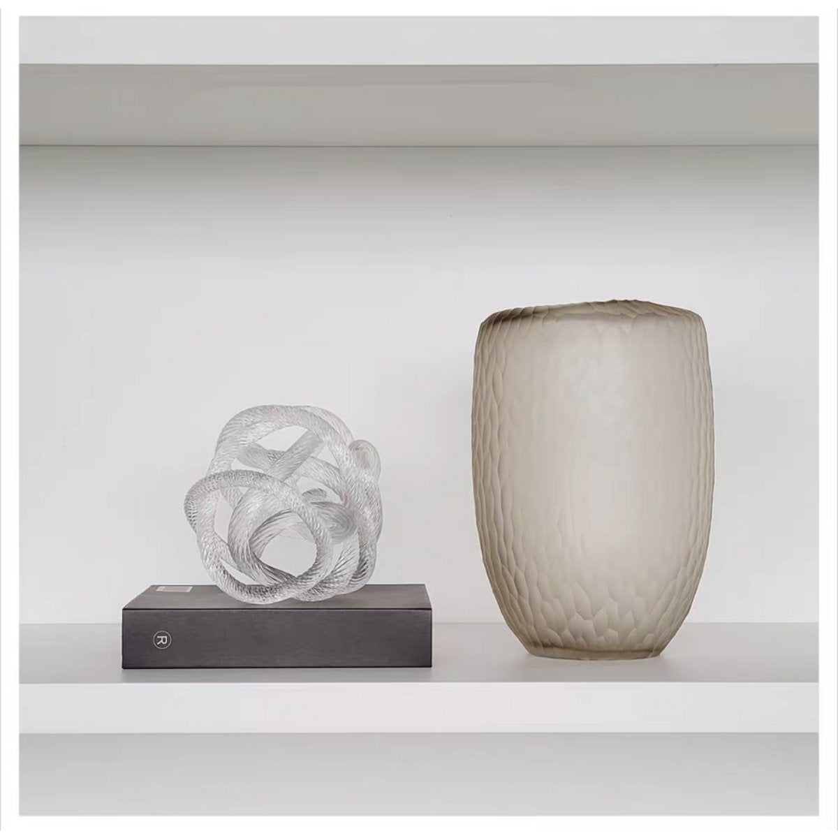 Groot geknoopt glassculptuur (L) Diameter 20cm